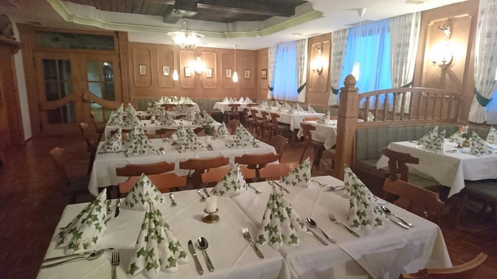Gasthof Alte Tanne Hof bei Salzburg Ngoại thất bức ảnh